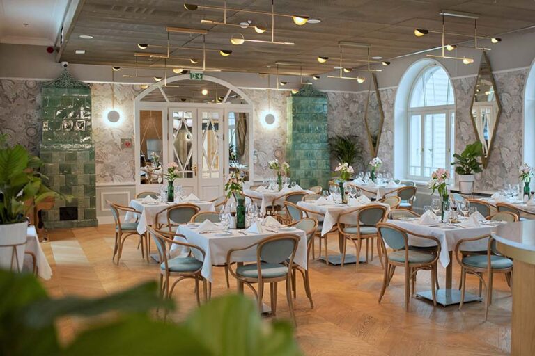 Nowy Gurewicz Restaurant.JPG 768x512